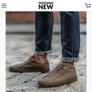 NOTHING NEW Men's Classic Low Top Brown Sneakers Size 10M